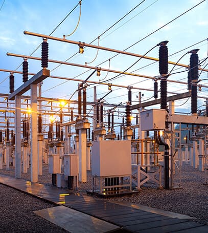 Power generation facility with industrial instrument air equipment