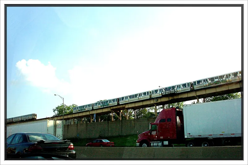 Elevated train approaching downtown Chicago