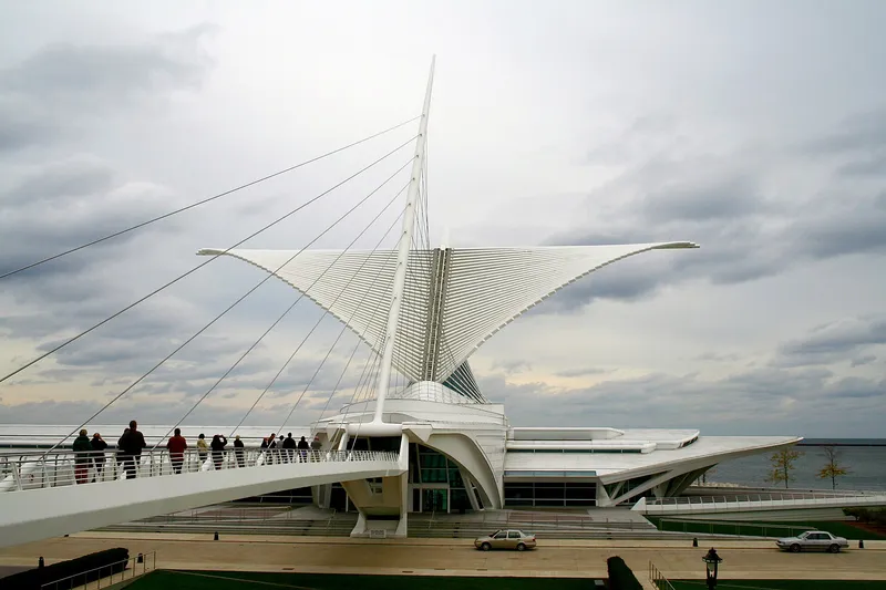 Milwaukee Art Museum and its waterfront wings