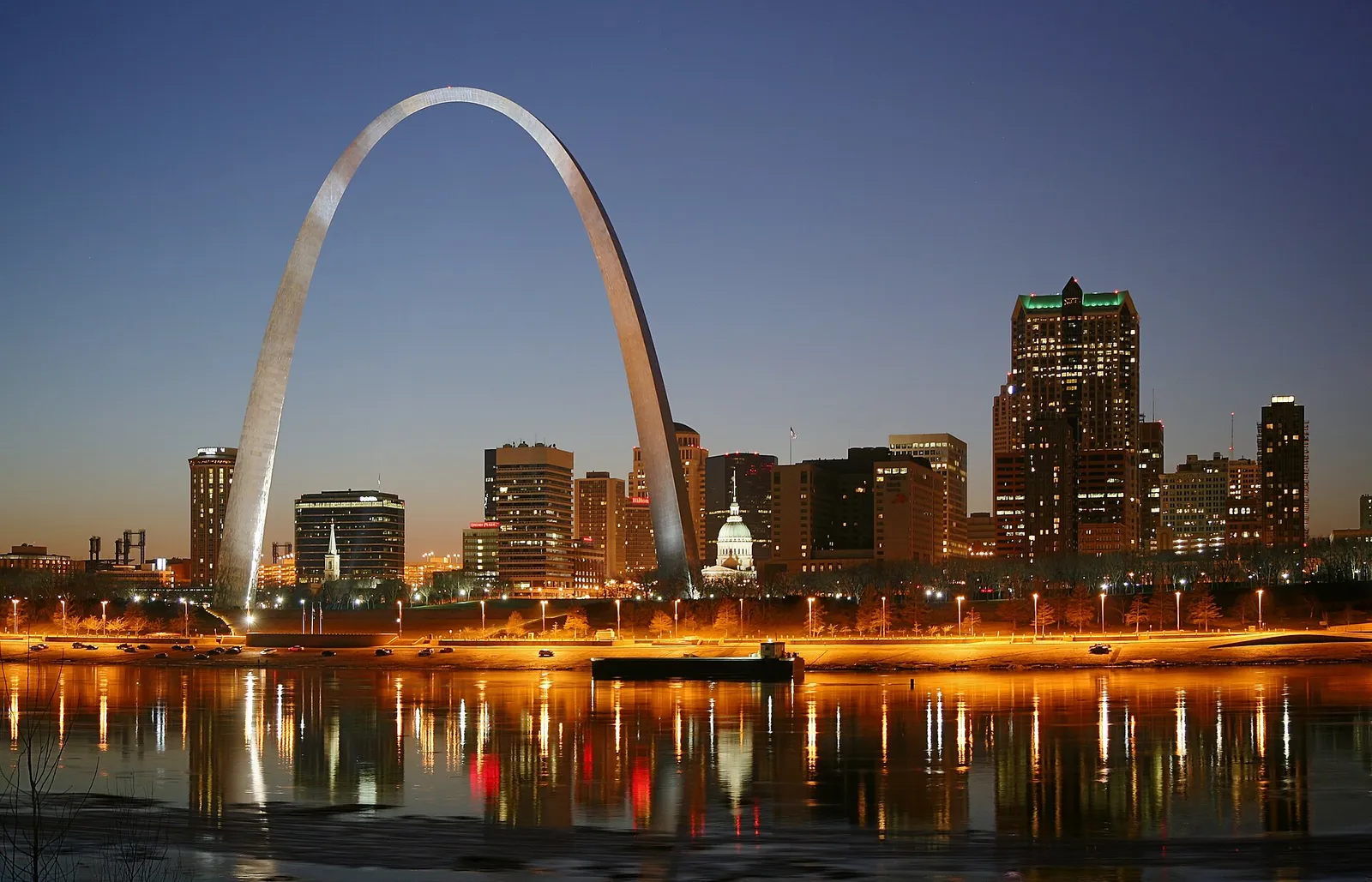 Gateway Arch and St. Louis riverfront at night